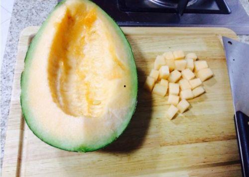 吃鸡吃哈密瓜视频大全,趣味横生的美食挑战