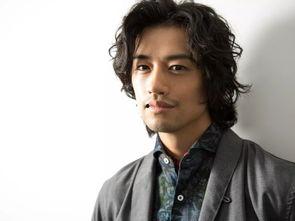 日本男明星斋藤工